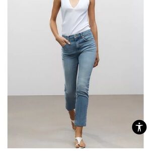 High Waist Mini Flare Jeans